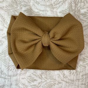 Too small, barely worn